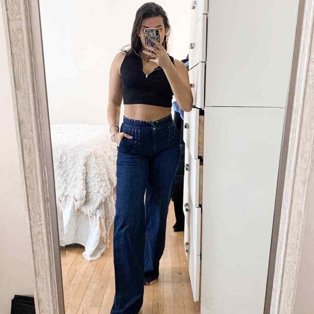 Ella moss dark wash studded wide leg jeans size 28